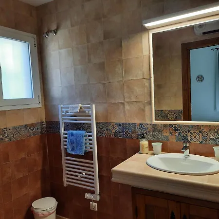 Casa Montana Velez-malaga Bed & Breakfast 4*