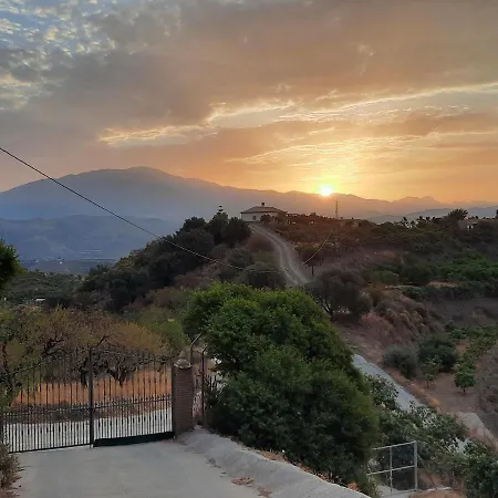 Casa Montana Velez-malaga Bed & Breakfast 4*
